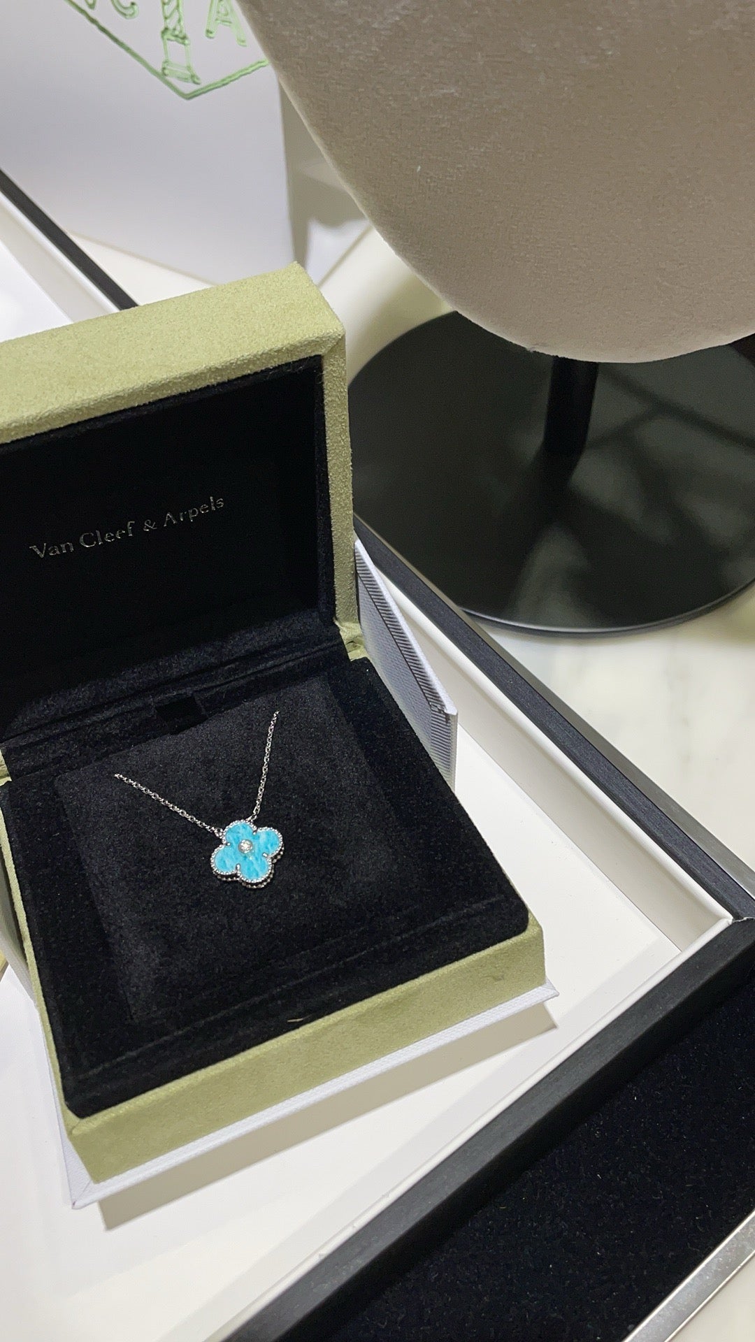 [⭐Aura]CLOVER 15MM DIAMOND SVRES PORCELAIN  NECKLACE SILVER