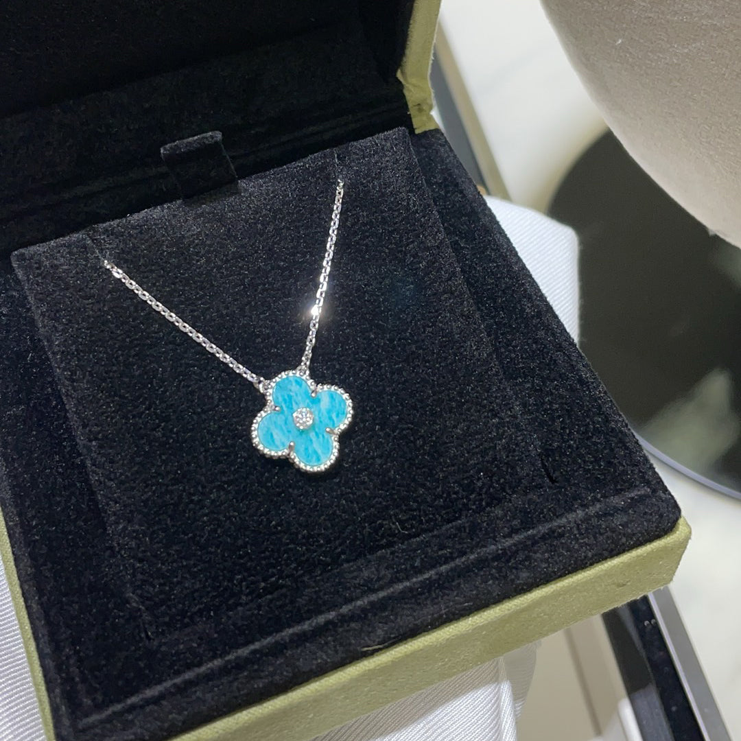 [⭐Aura]CLOVER 15MM DIAMOND SVRES PORCELAIN  NECKLACE SILVER