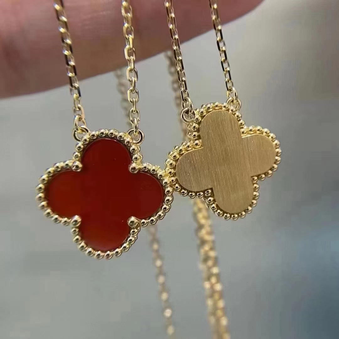 [⭐Aura]CLOVER 15MM CARNELIAN SINGLE FLOWER NECKLACE