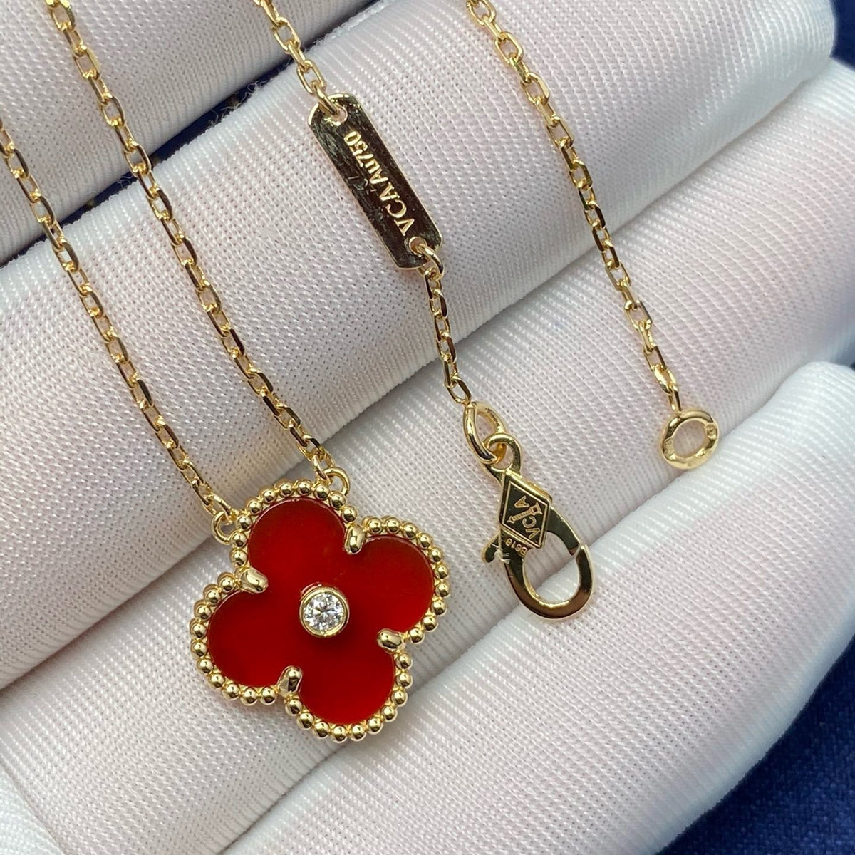 [⭐Aura]CLOVER 15MM DIAMOND CARNELIAN NECKLACE