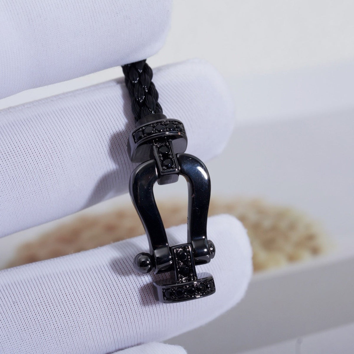 [⭐Aura]FORCE LARGE SERIES HORSESHOE BLACK SAMURAI BRACELET