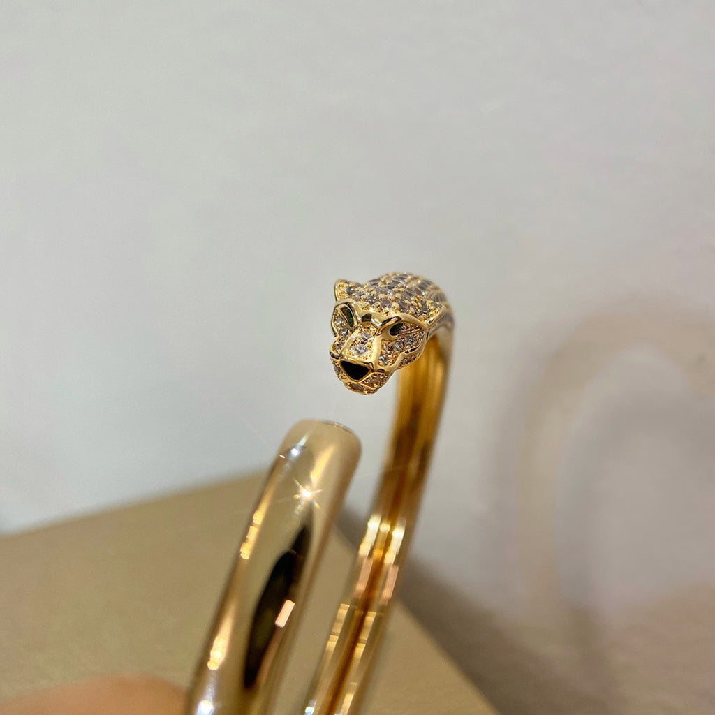 [⭐Aura]PANTHERE HALF DIAMOND OPEN BRACELET