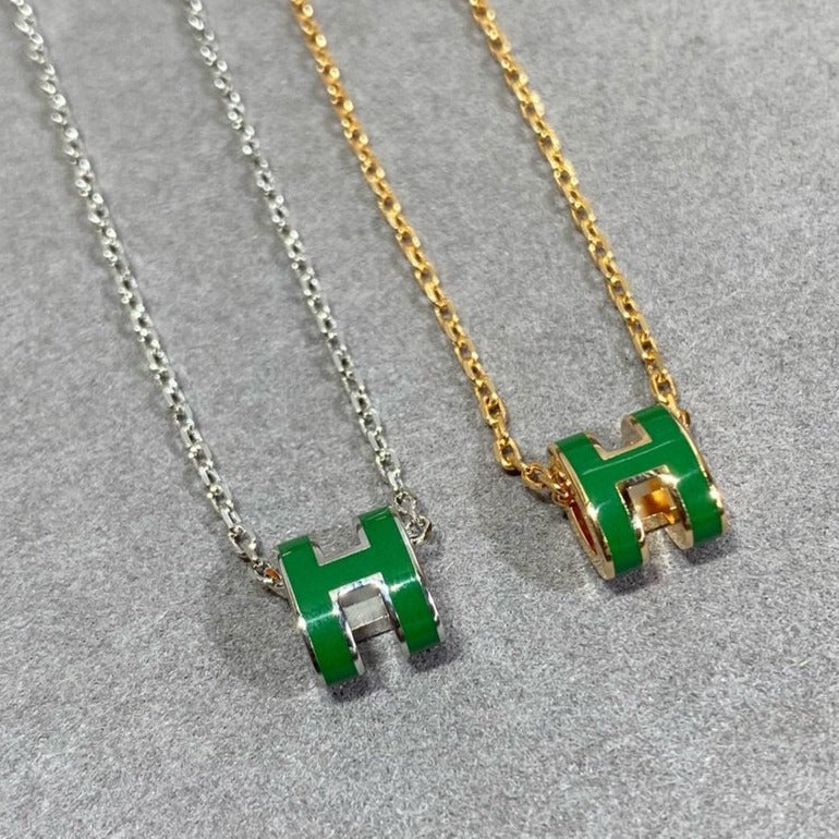 [⭐Aura]POP H GREEN NECKLACE SILVER AND GOLD