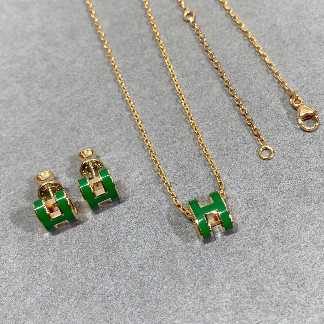 [⭐Aura]POP H GREEN NECKLACE SILVER AND GOLD