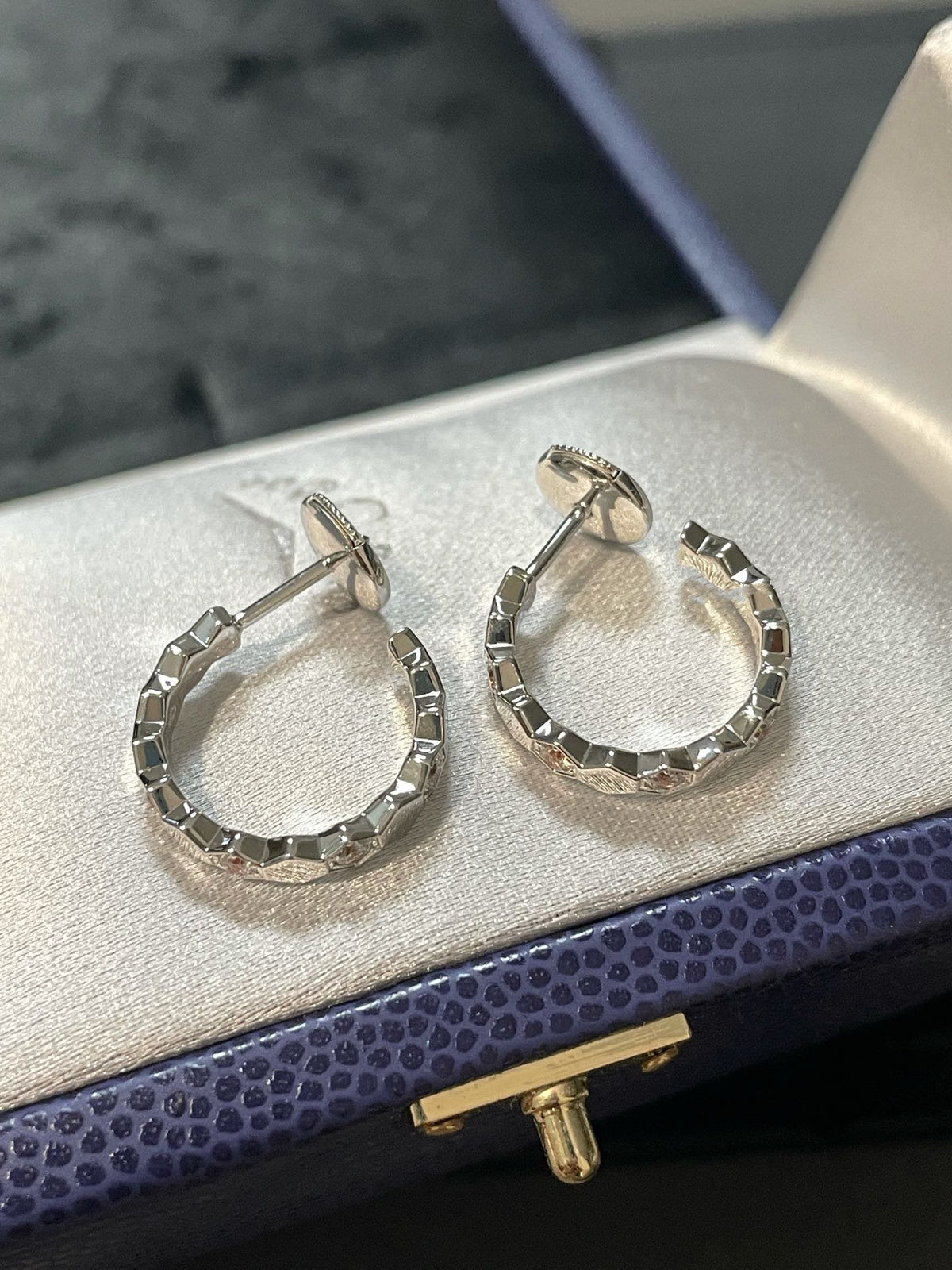 [⭐Aura]Hollow Design Four-Leaf Clover Flower Shape Ring