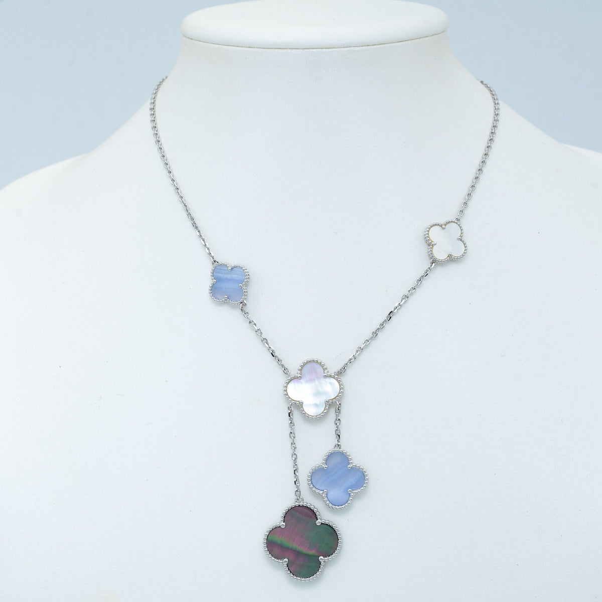 [⭐Aura]CLOVER MOP CHALCEDONY NECKLACE SILVER 6 MOTIF