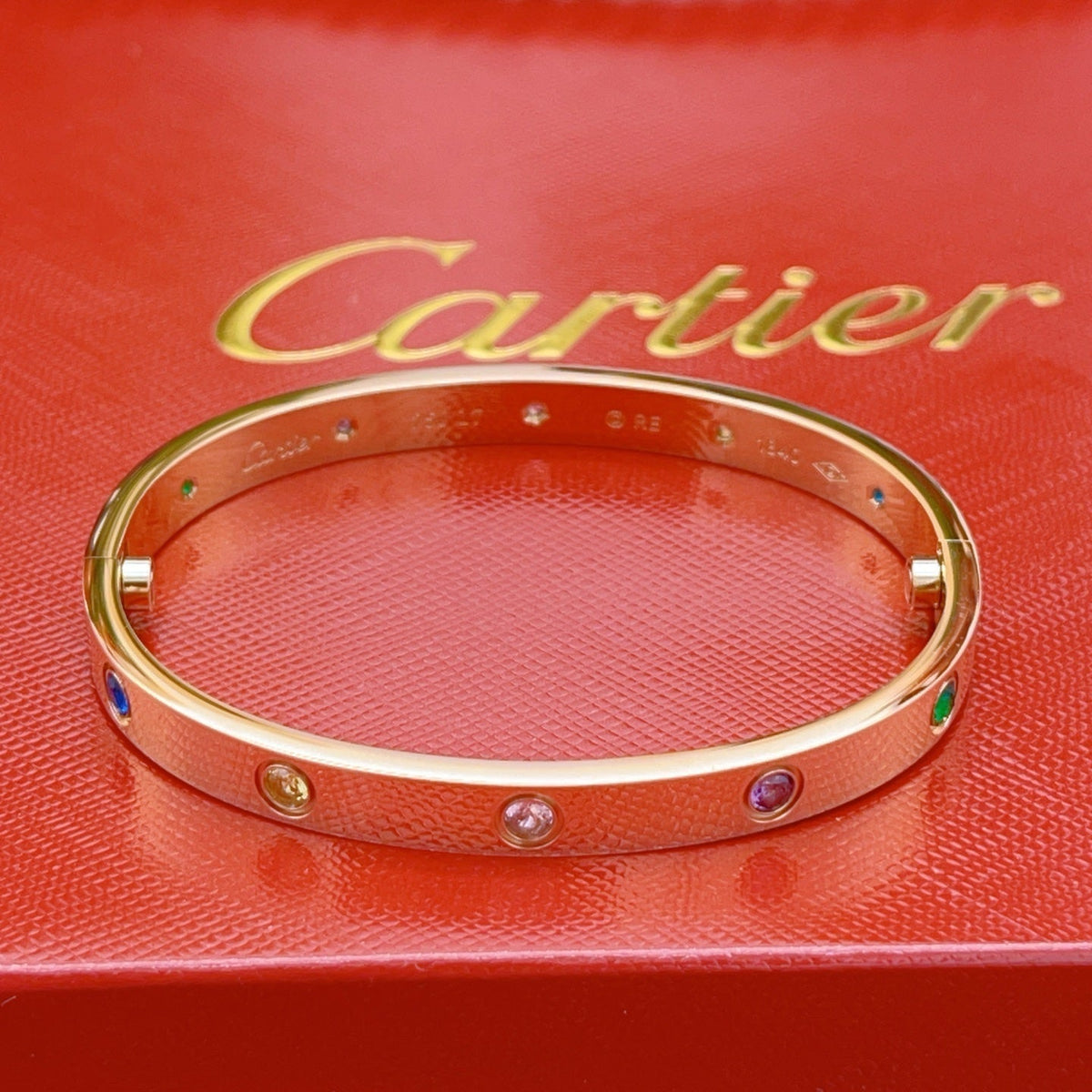 [⭐Aura] 2026 RAINBOW LOVE BRACELET 6.1MM  10 DIAMONDS