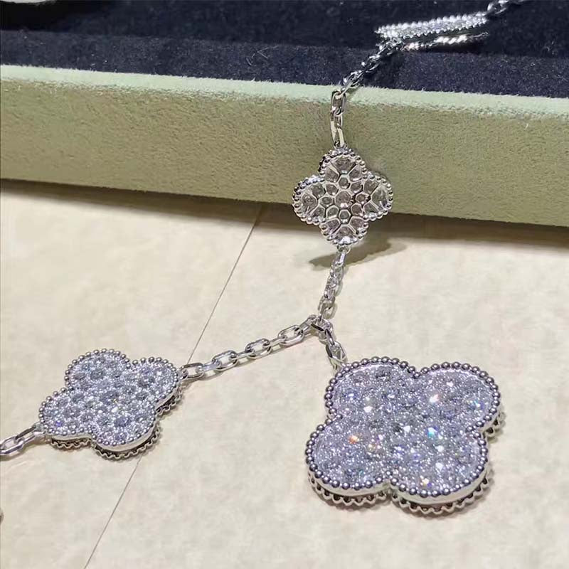 [⭐Aura]CLOVER 6 MOTIFS SILVER DIAMOND BRACELET