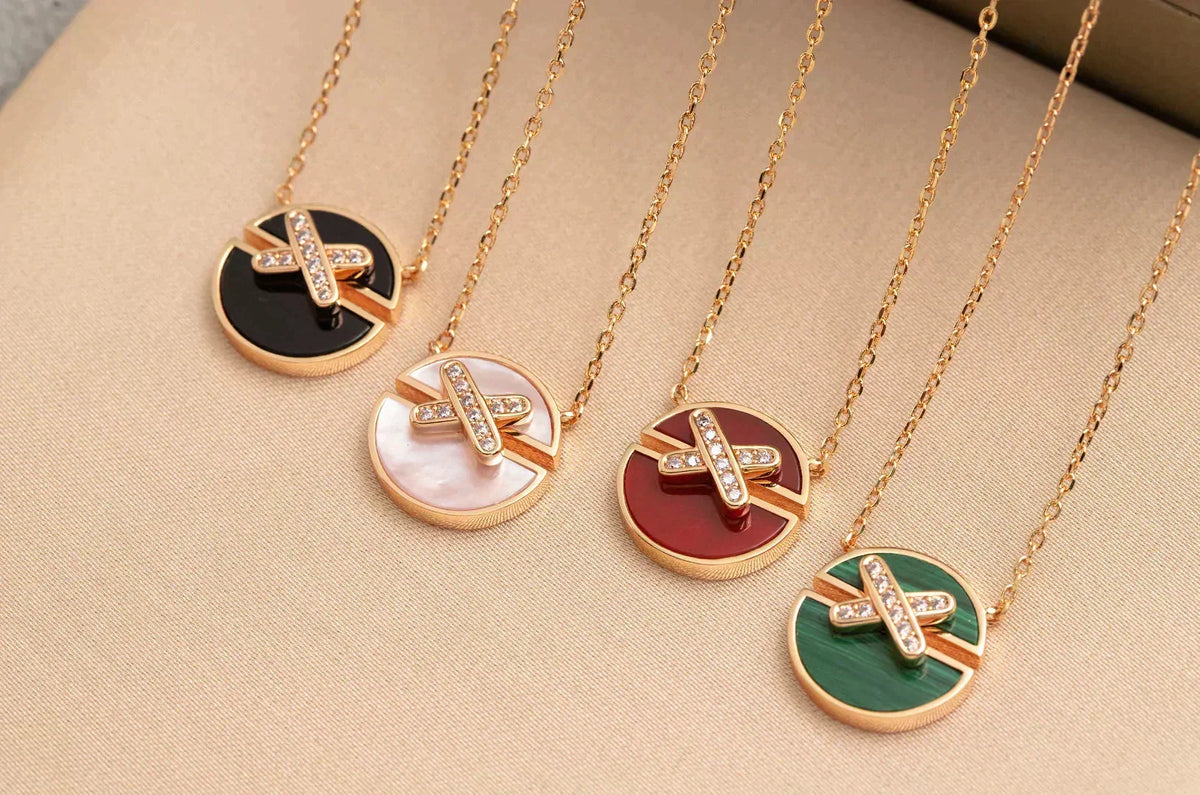 [⭐Aura]JEUX DE ROSE GOLD DIAMOND NECKLACE