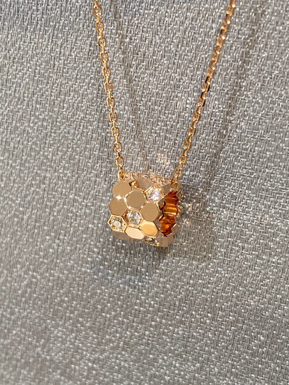 [⭐Aura]BEE LOVE DIAMOND NECKLACE