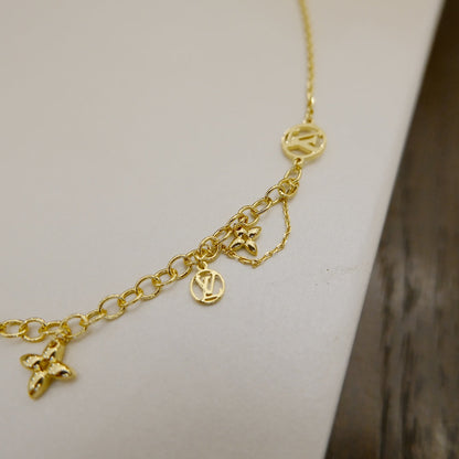 [⭐Aura]BLOOMING SUPPLE NECKLACE BRASS