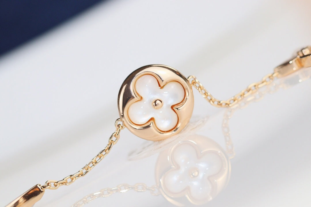 [⭐Aura]LEAF CLOVER BRACELET