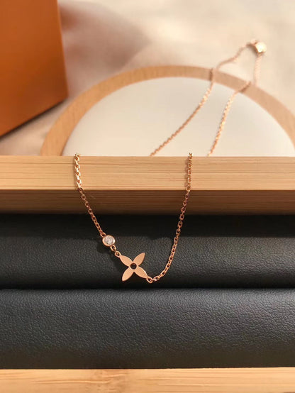 [⭐Aura]BLOSSOM PENDANT PINK GOLD AND DIAMOND