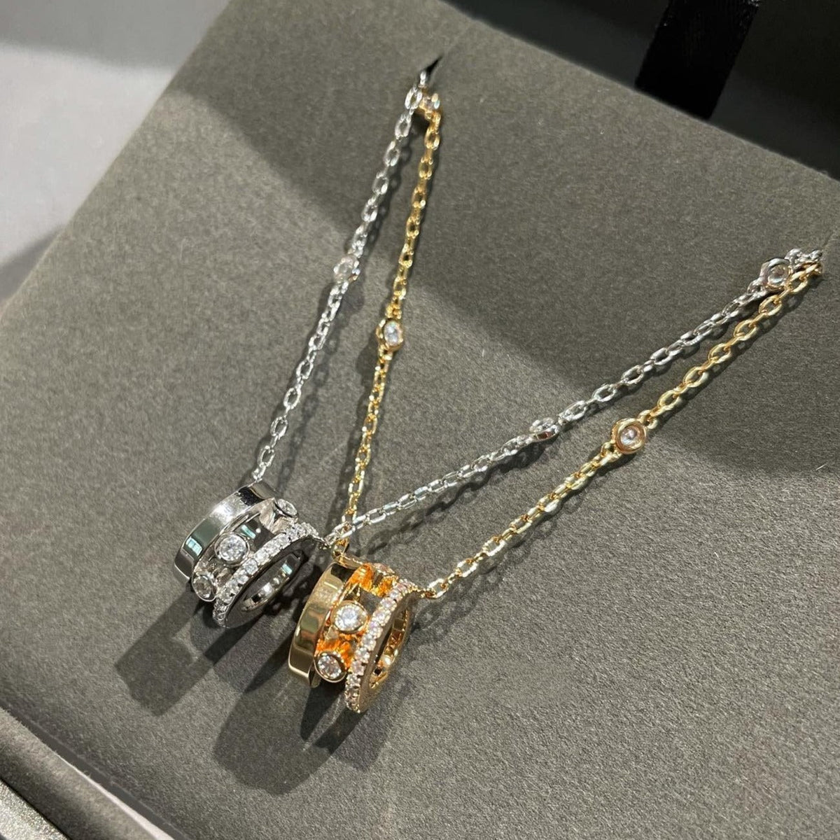 [⭐Aura]CHAIN MOVE ROMANE PEDAND NECKLACE