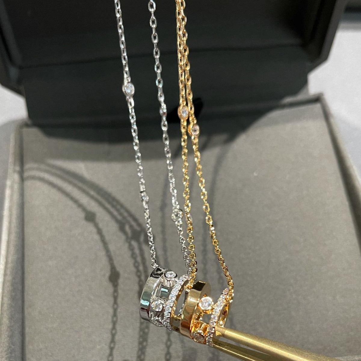 [⭐Aura]CHAIN MOVE ROMANE PEDAND NECKLACE