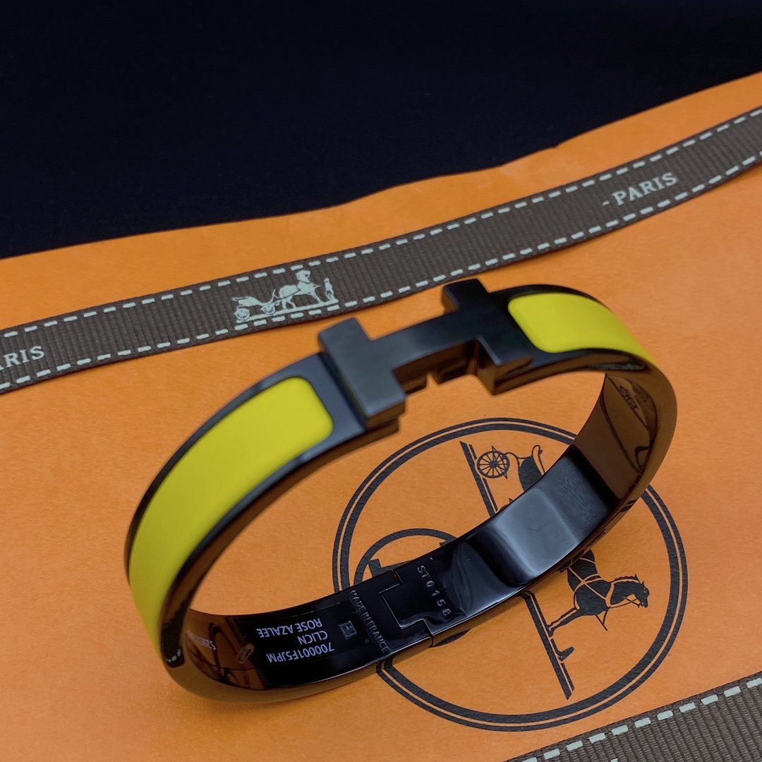 [⭐Aura]CLIC HM SO BLACK YELLOW BRACELET