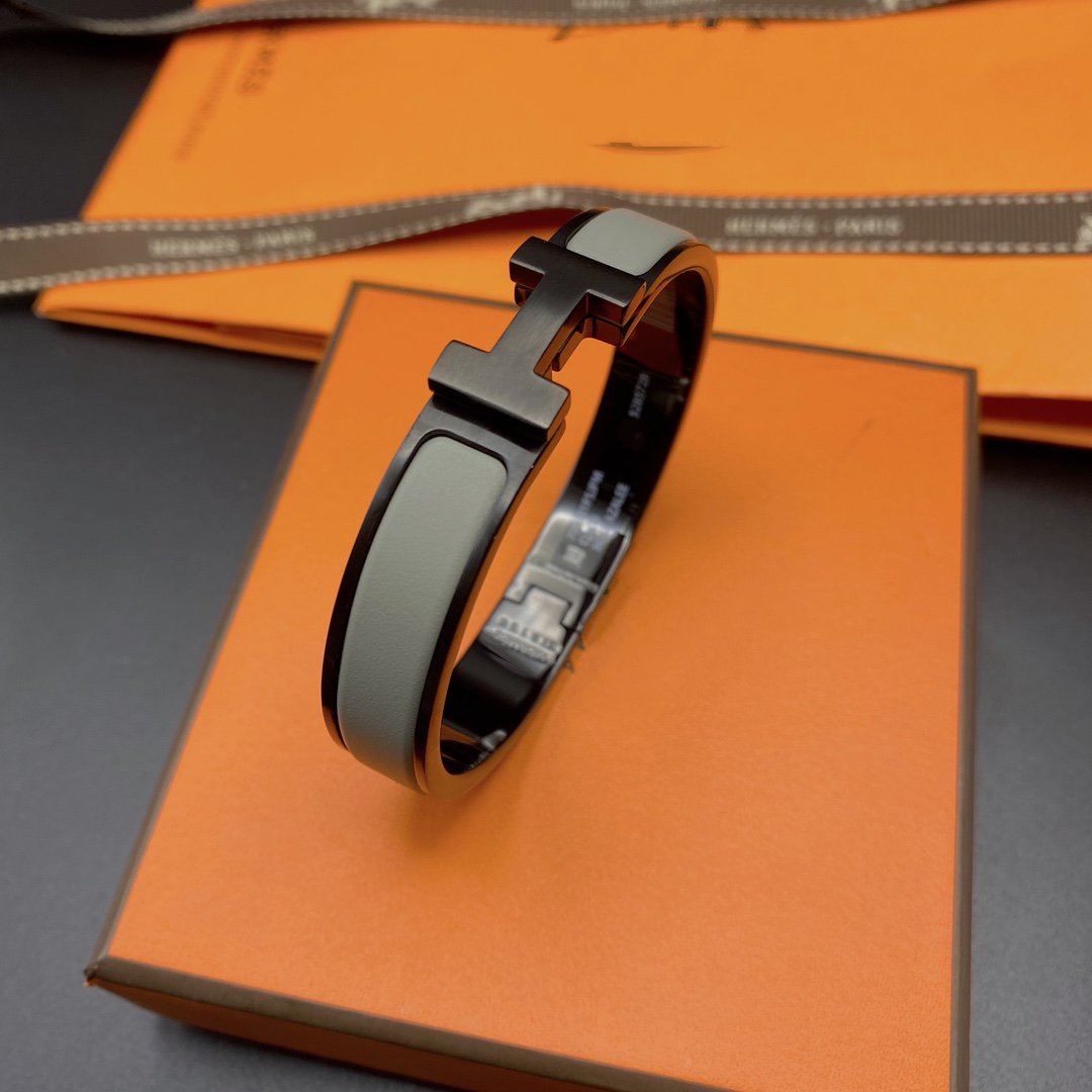 [⭐Aura]CLIC HM SO BLACK GREY BRACELET
