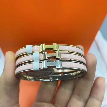[⭐Aura]CLASSIC HM CLIC  PINK 8MM ENAMEL BRACELET