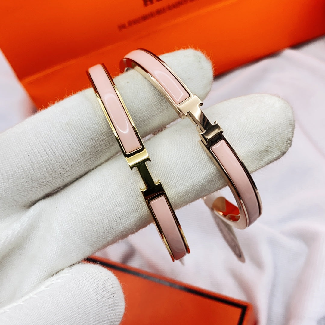 [⭐Aura]CLASSIC HM CLIC  PINK 8MM ENAMEL BRACELET