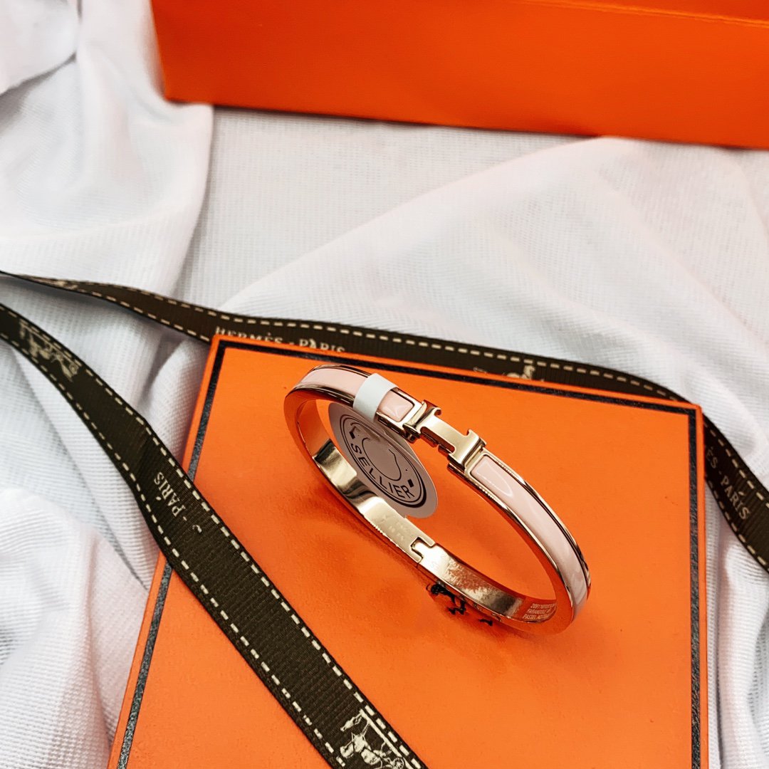 [⭐Aura]CLASSIC HM CLIC  PINK 8MM ENAMEL BRACELET