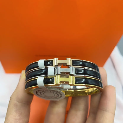 [⭐Aura]CLASSIC HM CLIC BLACK 8MM ENAMEL BRACELET