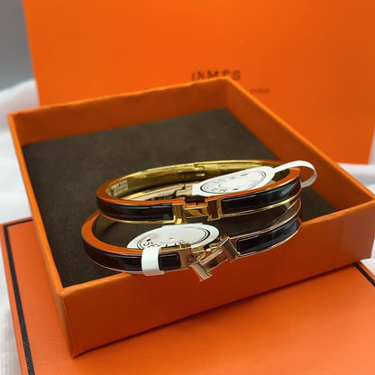 [⭐Aura]CLASSIC HM CLIC BLACK 8MM ENAMEL BRACELET