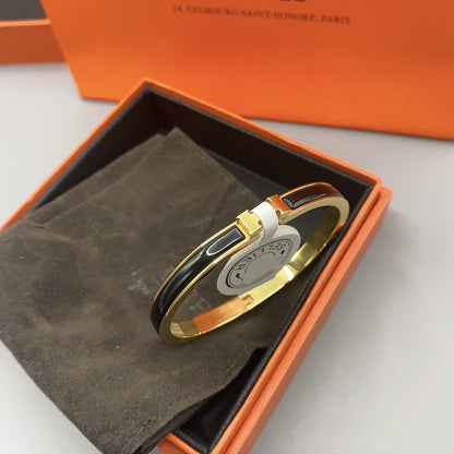 [⭐Aura]CLASSIC HM CLIC BLACK 8MM ENAMEL BRACELET