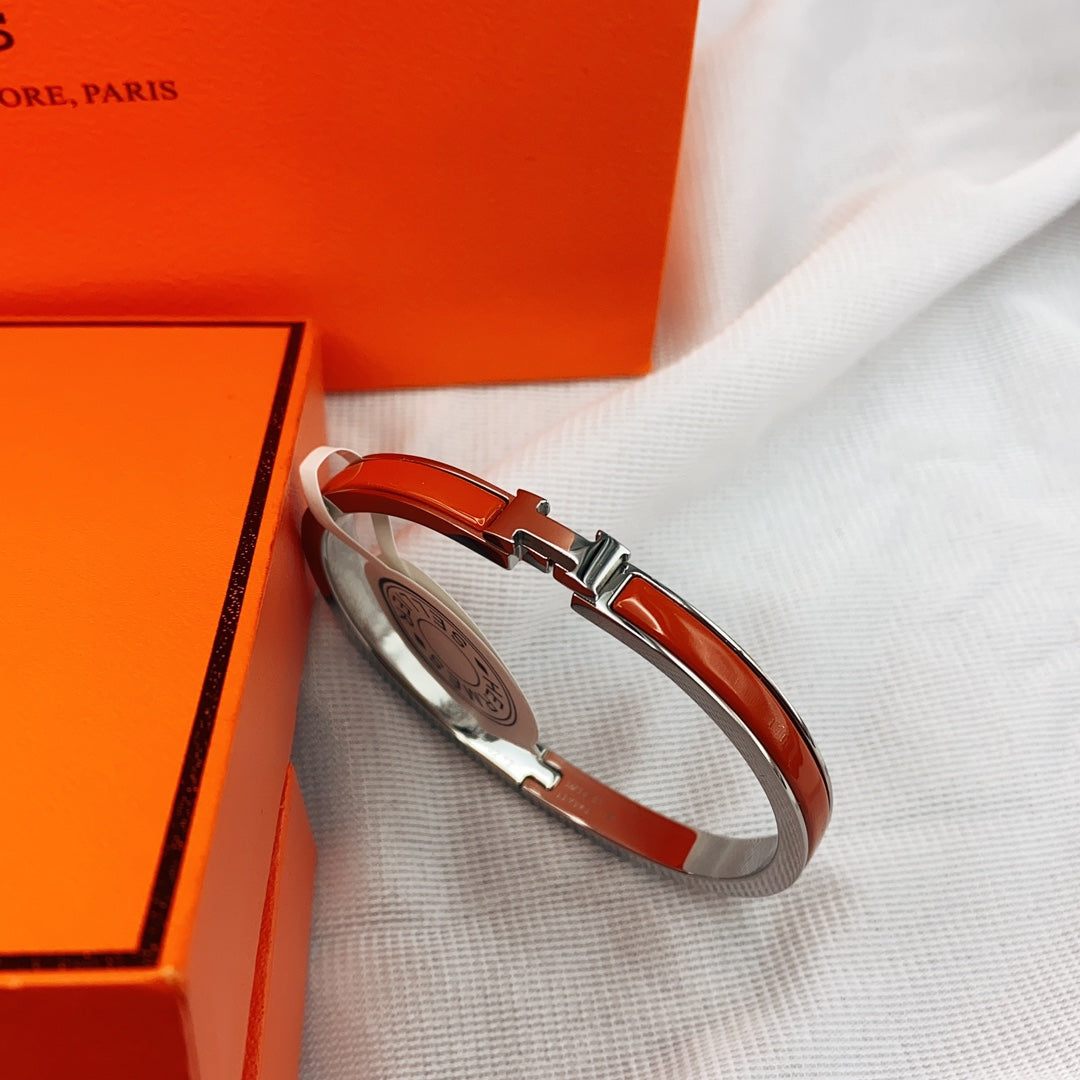 [⭐Aura]CLASSIC HM CLIC RED 8MM ENAMEL BRACELET