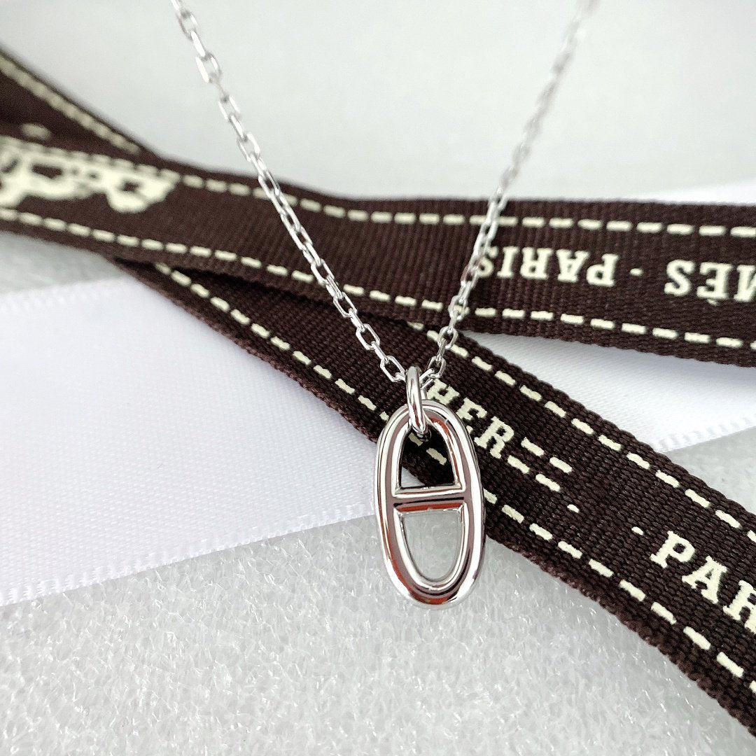 [⭐Aura]HM PIG NOSE NECKLACE
