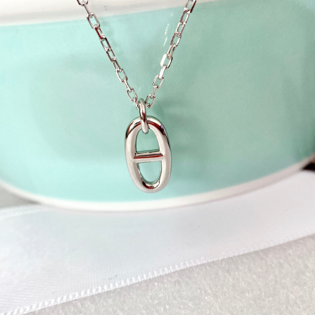 [⭐Aura]HM PIG NOSE NECKLACE