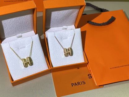 [⭐Aura]HM CLIC YELLOW ENAMEL GOLD NECKLACE