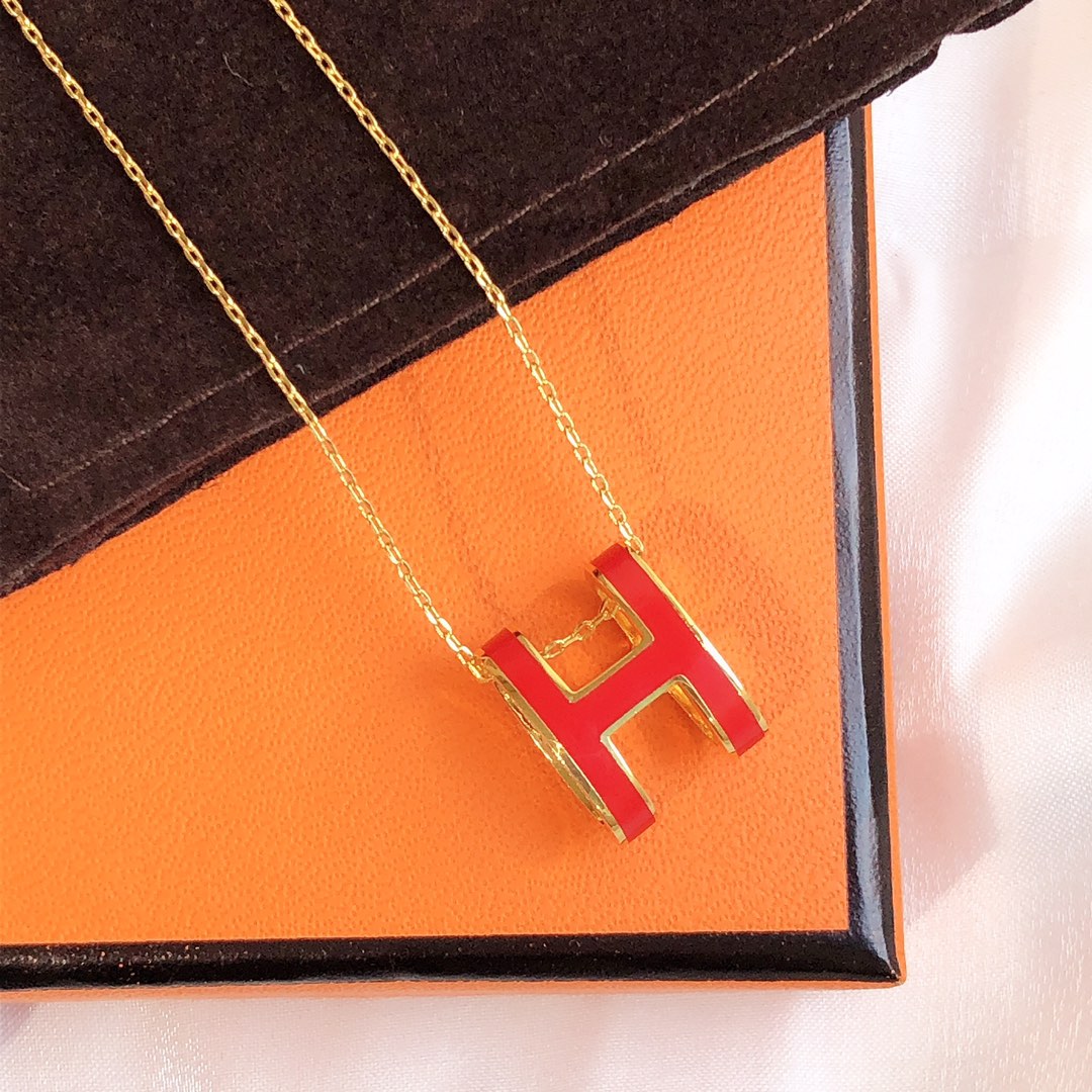 [⭐Aura]HM CLIC RED ENAMEL GOLD NECKLACE