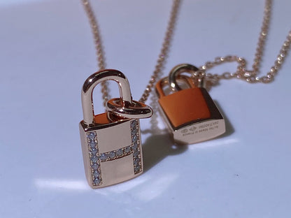 [⭐Aura]HM ADVANCED NICHE LOCK HEAD NECKLACE DIAMONDS