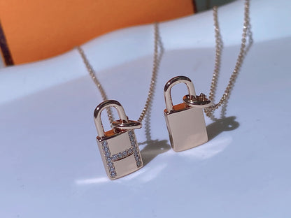 [⭐Aura]HM ADVANCED NICHE LOCK HEAD NECKLACE DIAMONDS