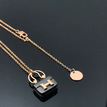 [⭐Aura]WOMEN'S HM AMULETTES CONSTANCE PENDANT NECKLACE