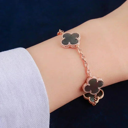 [⭐Aura] CLOVER 5 MOTIF GRAY MOP BRACELET COLLECTION