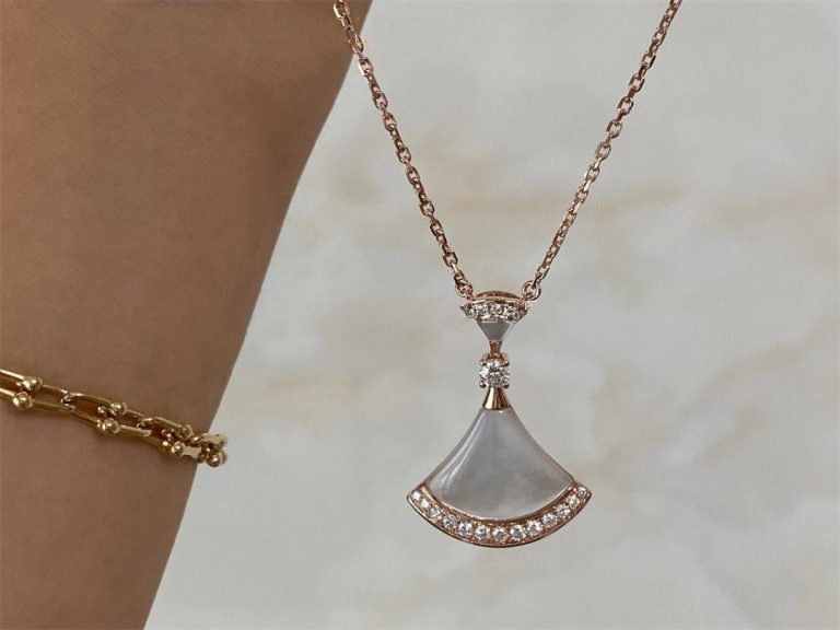 [⭐Aura]DREAM NECKLACE MOP PINK GOLD DIAMOND