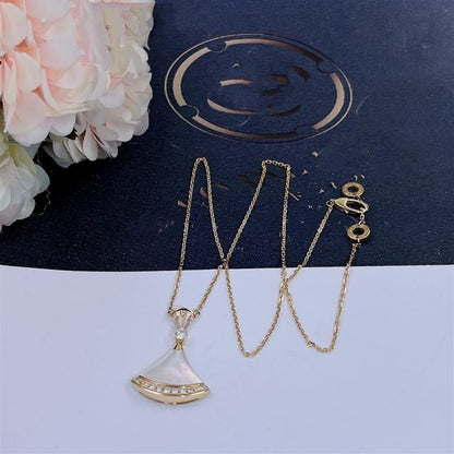 [⭐Aura]DREAM NECKLACE MOP GOLD DIAMOND