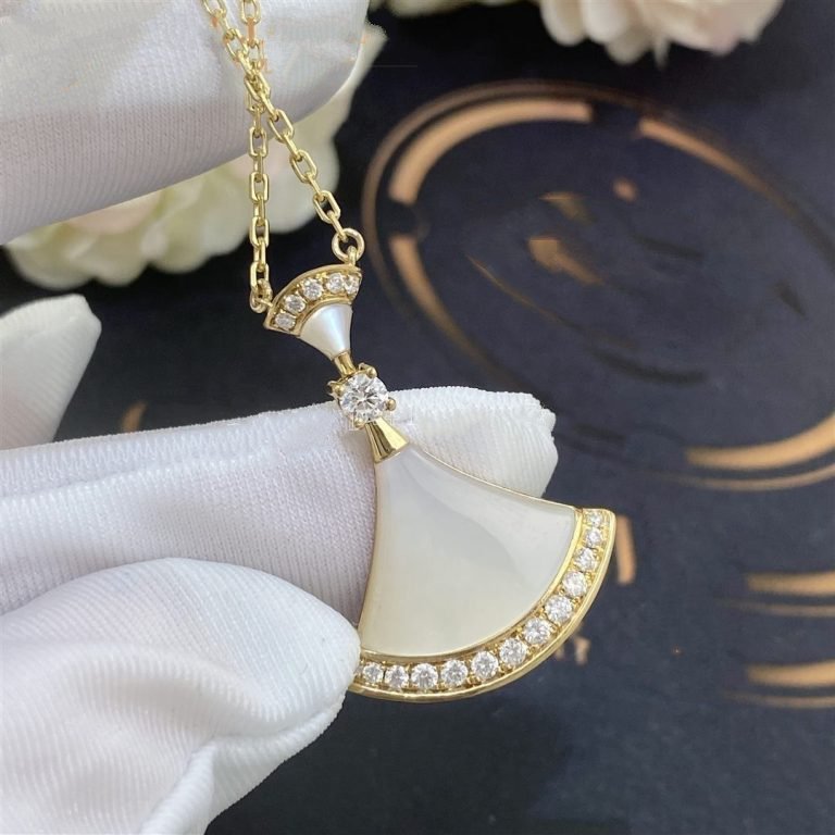 [⭐Aura]DREAM NECKLACE MOP GOLD DIAMOND