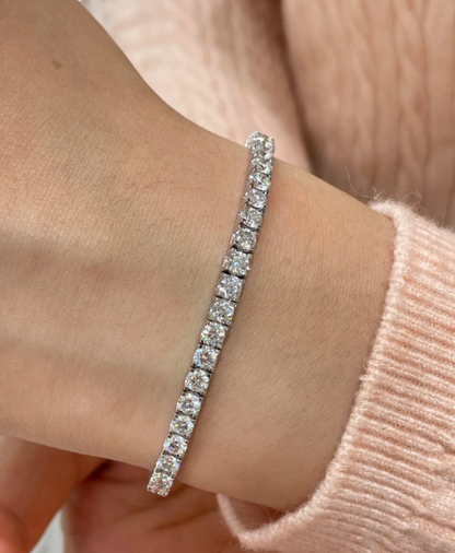 [⭐Aura]  CLASSIC BASEBALL BRACELAT, 52 DIAMOND