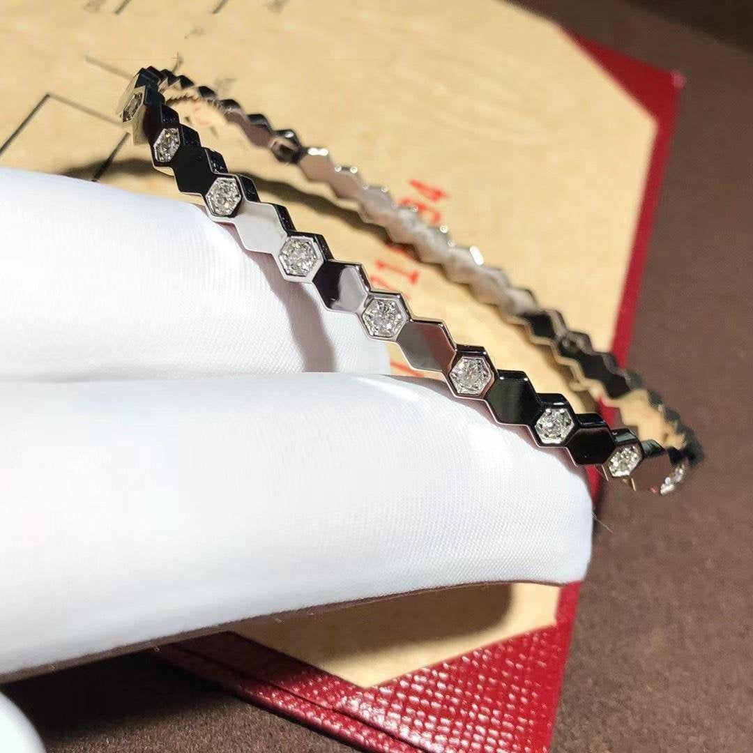 [⭐Aura]BEE LOVE SILVER DIAMOND BRACELET