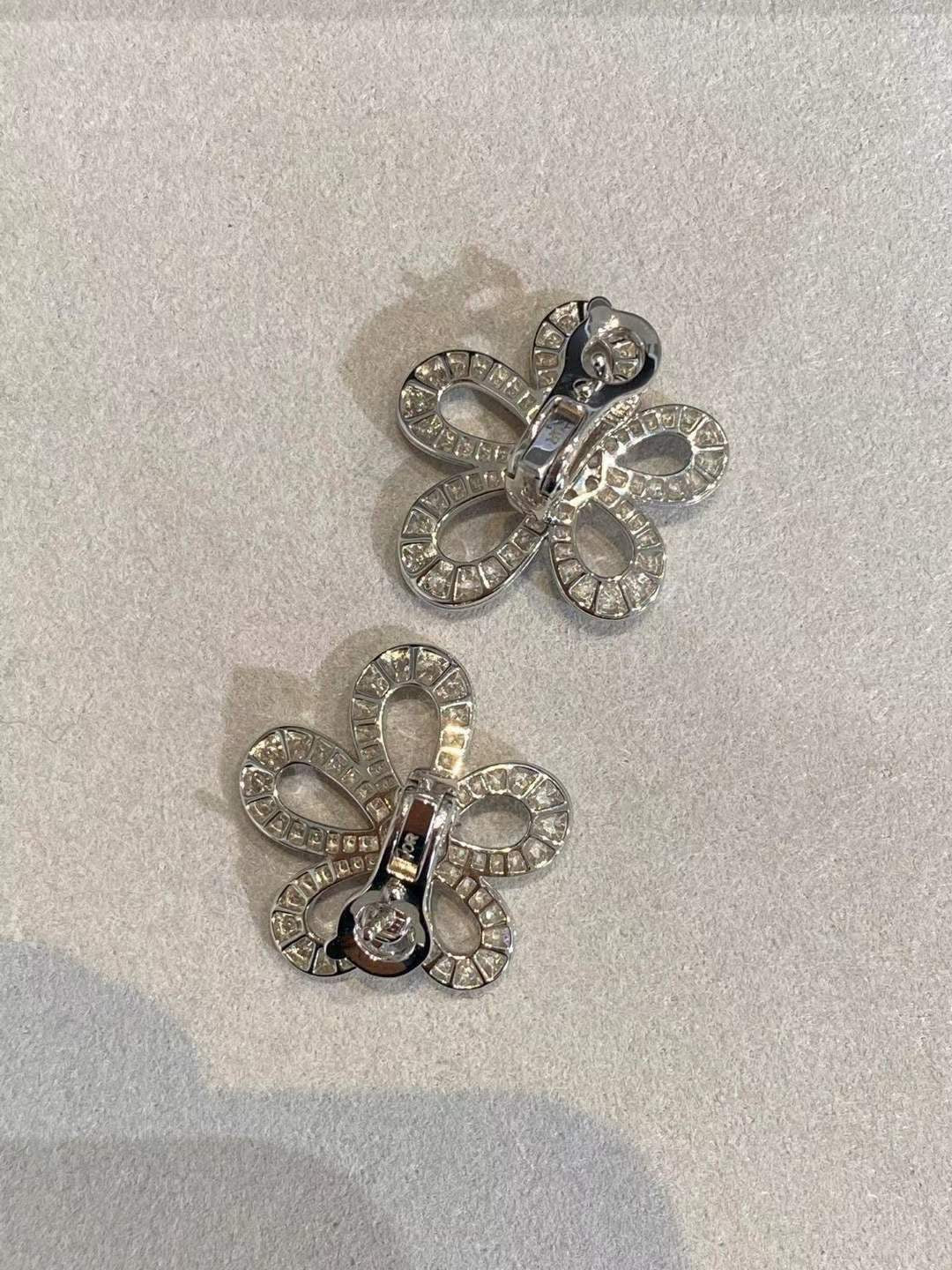 [⭐Aura]FLOWERLACE EARRINGS FULL DIAMONDS