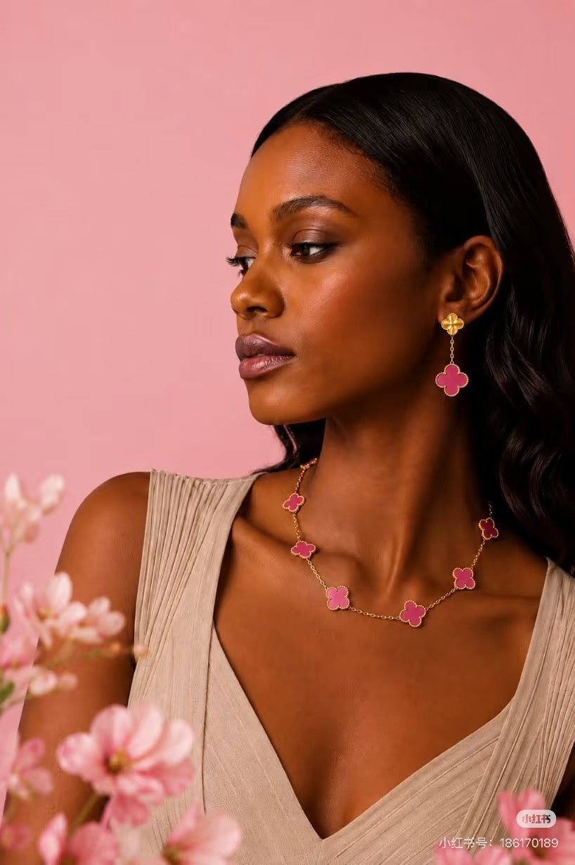 [⭐Aura]2026 NEW CLOVER 2 MOTIF  BUBBLE PINK ENAMEL