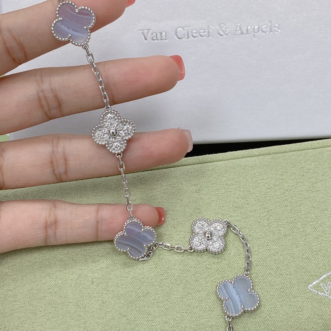 [⭐Aura] CLOVER 5 MOTIF PURPLE CHALCEDONY BRACELET COLLECTION