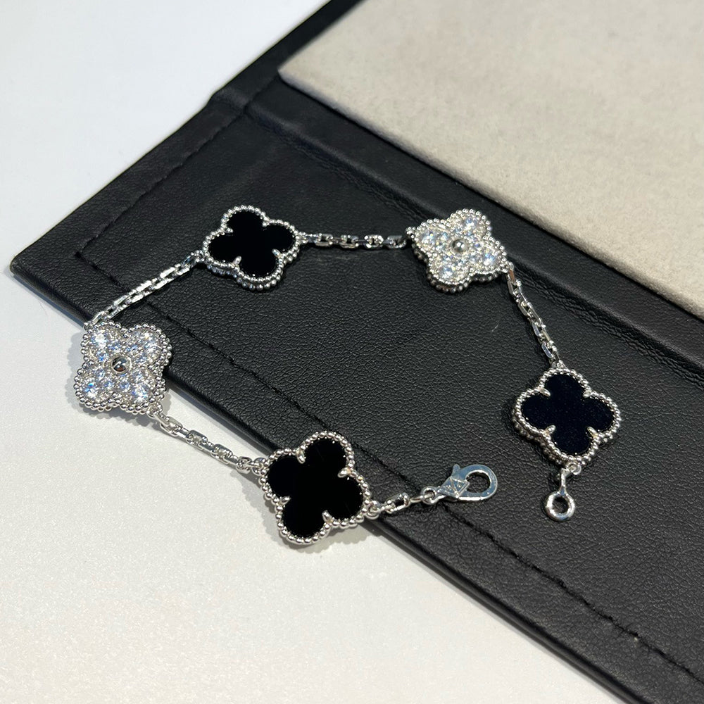 [⭐Aura] CLOVER 5 MOTIF ONYXS BRACELET COLLECTION