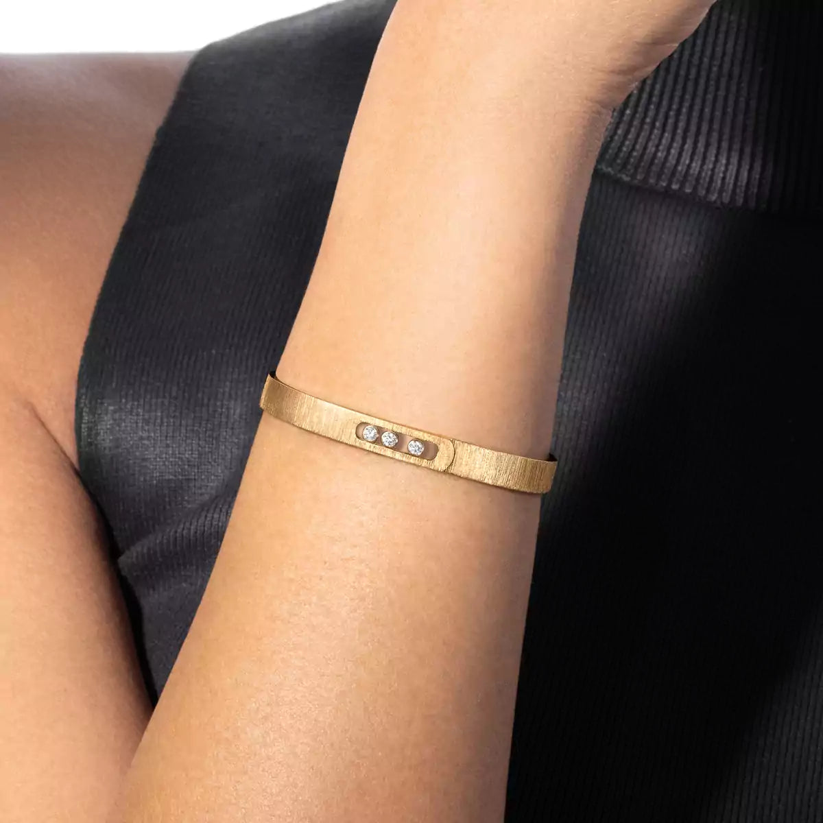 [⭐Aura]Move Noa Ciselé bangle