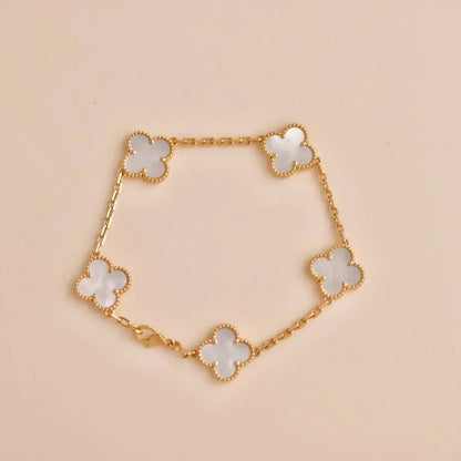 [⭐Aura]CLOVER WHITE PEARL MOP 5 MOTIF BRACELET COLLECTION