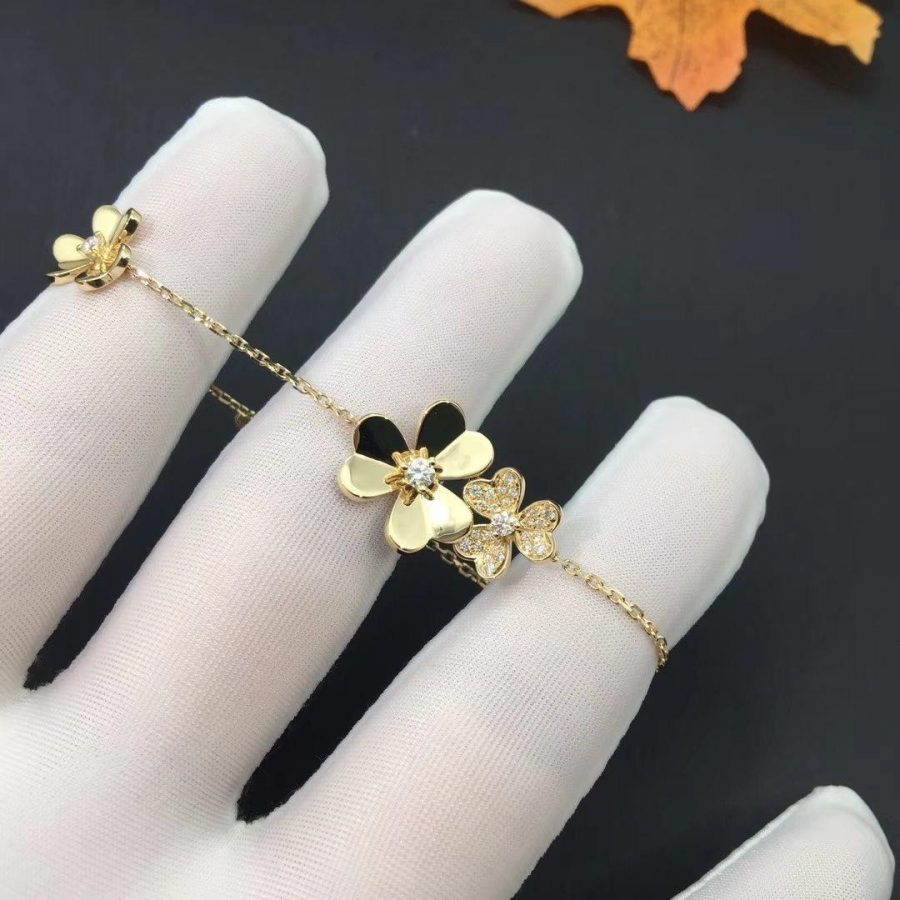 [⭐Aura]FRIVOLE GOLD 5 FLOWERS BRACELET