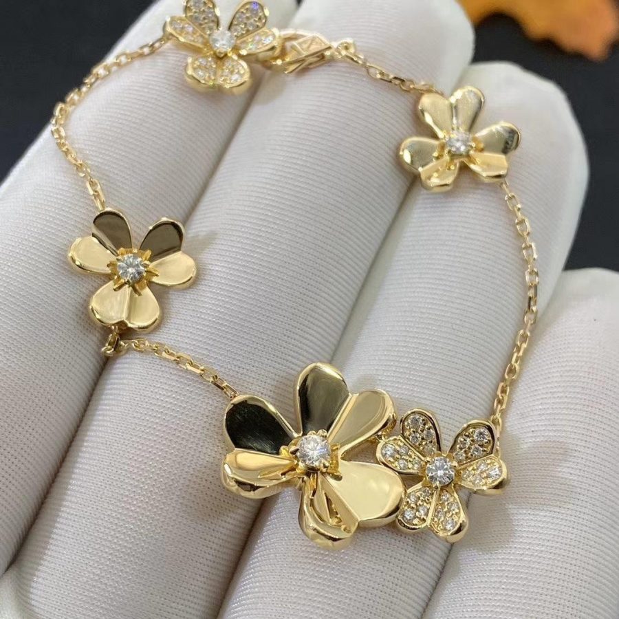 [⭐Aura]FRIVOLE GOLD 5 FLOWERS BRACELET