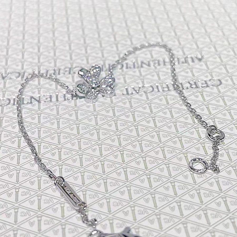 [⭐Aura]FRIVOLE SILVER FLOWER DIAMOND BRACELET